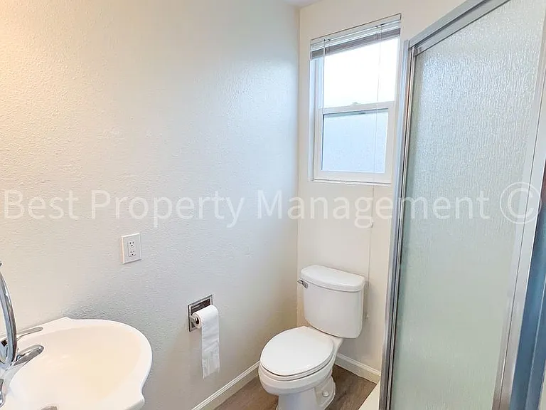 4906 Jensen Rd — Photo 14