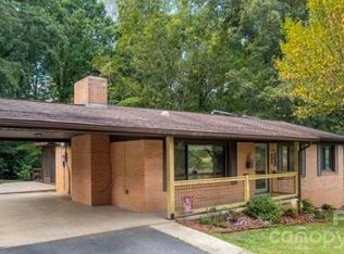 80 Music Ln, Sylva, NC 28779