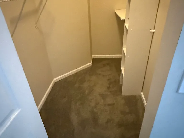 130 Sparrow Dr — Photo 9