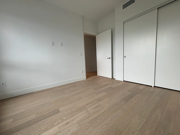 1475 Foster St #1803 — Photo 7