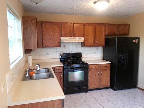 5th image of 2109 Brittany Ct #2133