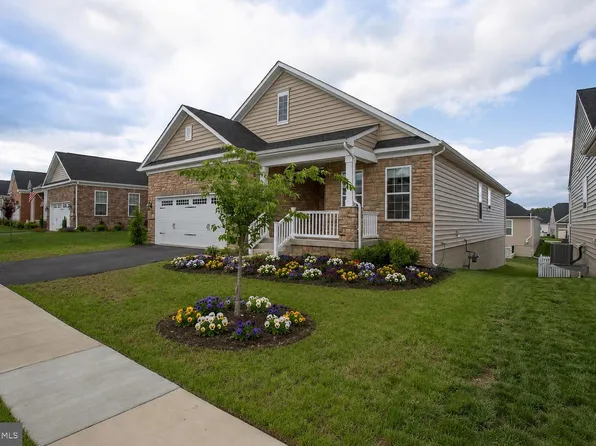 9813 Balls Bluff Dr, Fredericksburg, VA 22407