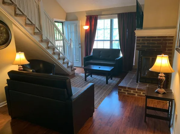 11903 W 58th Ter APT G, Shawnee, KS 66216