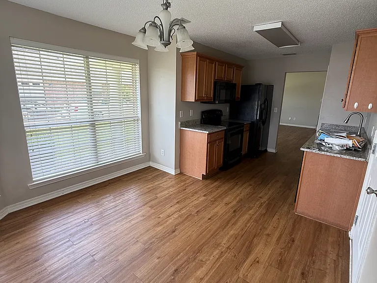3050 Jersey Dr W — Photo 13