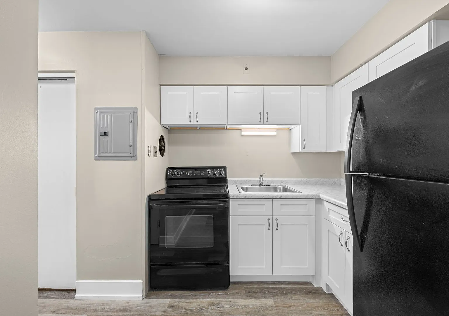 1 bed, 1.0 bath, $1,250 — Photo 1