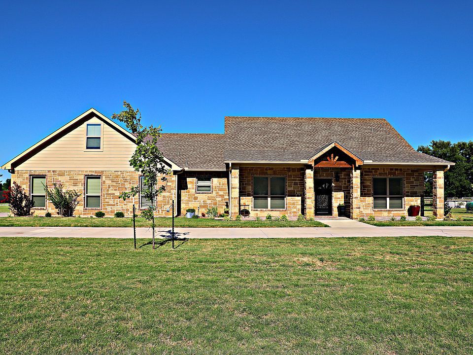 1st image of 5225 Whispering Oaks Ln