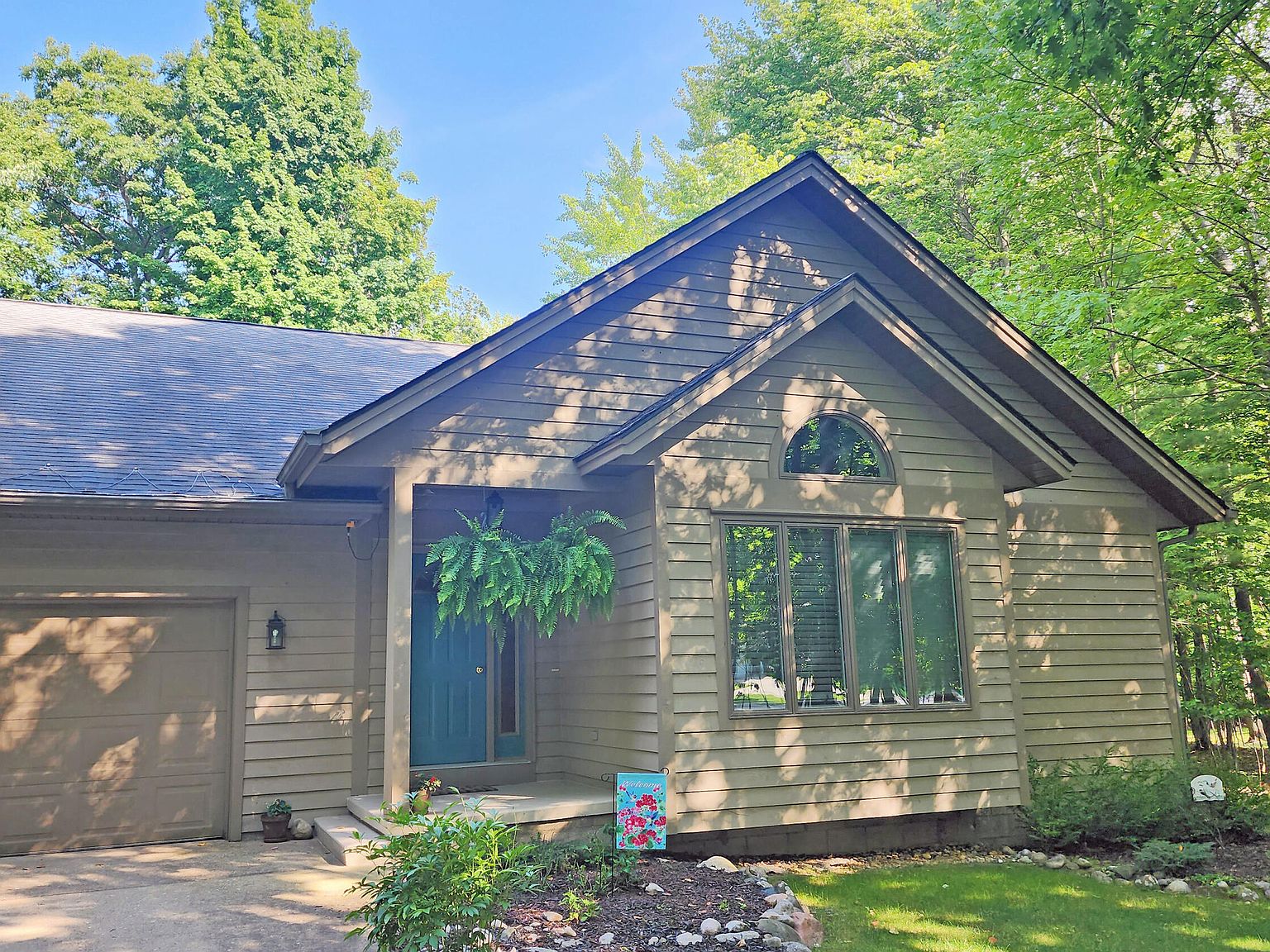 860 Michaywe Dr, Gaylord, MI 49735 Zillow