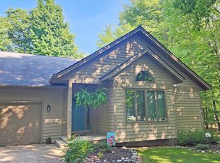 860 Michaywe Dr, Gaylord, MI 49735