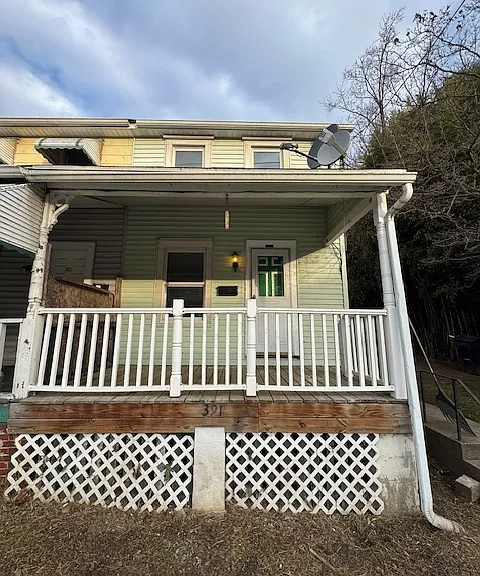 391 Valley Rd — Photo 1