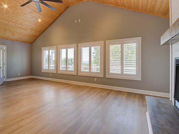 4th image of 120 Golden Eagle Dr