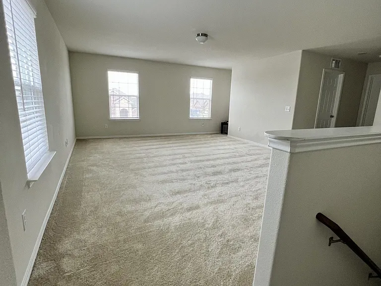 902 Feldspar Way — Photo 9