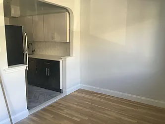 Rented by Metropolis International Realty Inc.