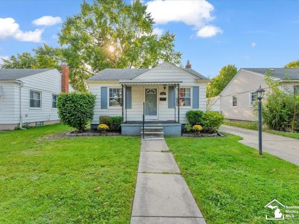 3846 Weddell St, Dearborn, MI 48124