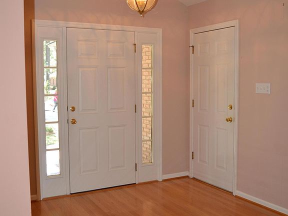 4th image of 171 Davenport Ln