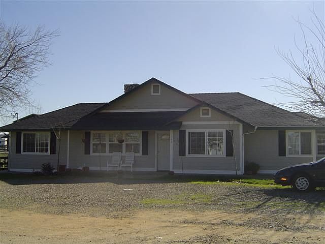 2nd image of 142 Todd Ln