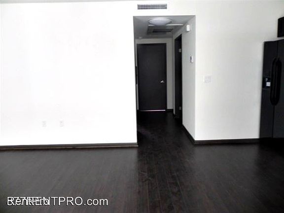 5th image of 813 S Union Ave #205