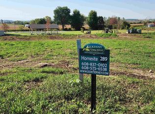 1605 Eileen Ct #289, Waunakee, WI 53597