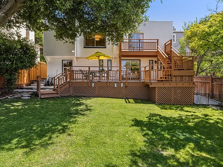 610 Hillcrest Blvd — Photo 64