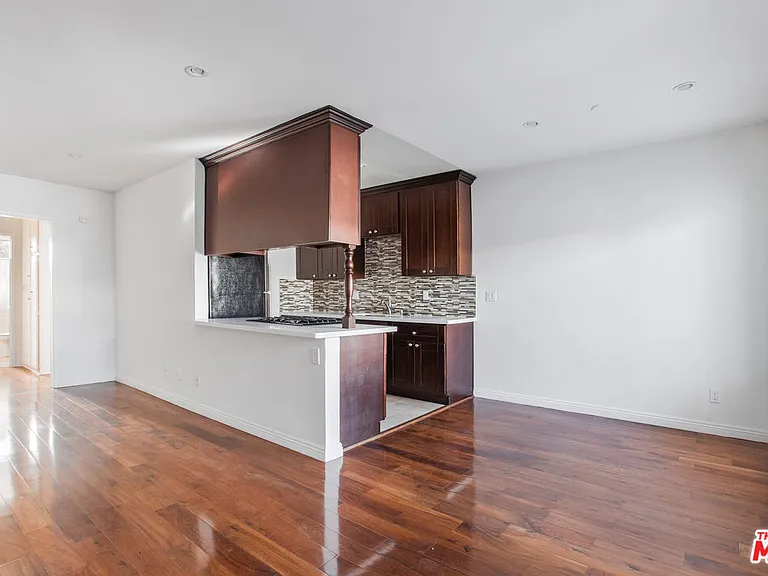 420 Raymond Ave #12A — Photo 4