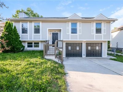 3541 Tudor Dr, Leavenworth, KS, 66048