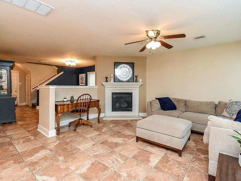 10735 Cobblecreek Way — Photo 8