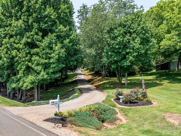 731 Berea Church Quincy Rd, Hiddenite, NC 28636