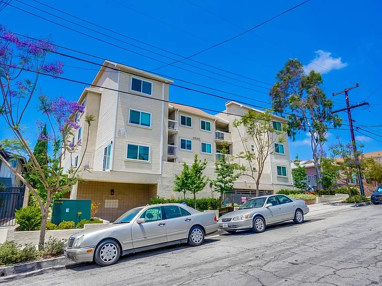 821 N. Austin Ave — Photo 18