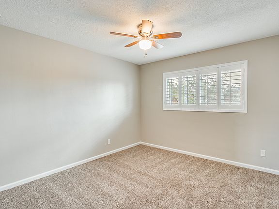 4th image of 8710 E Cypress St