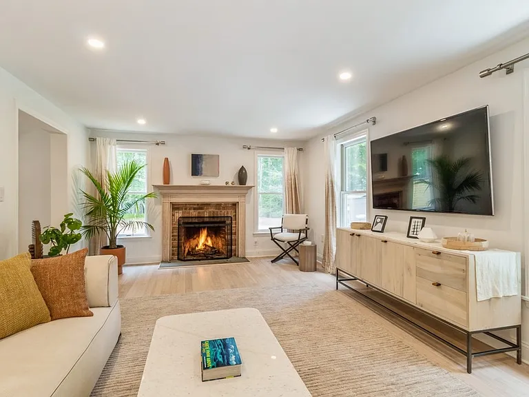 9 Banks Ct — Photo 4