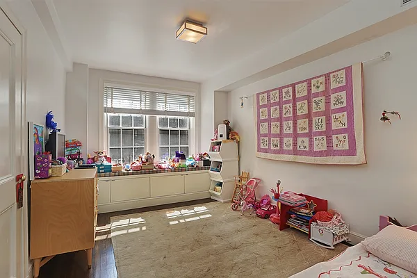 Sold by Corcoran | media 19