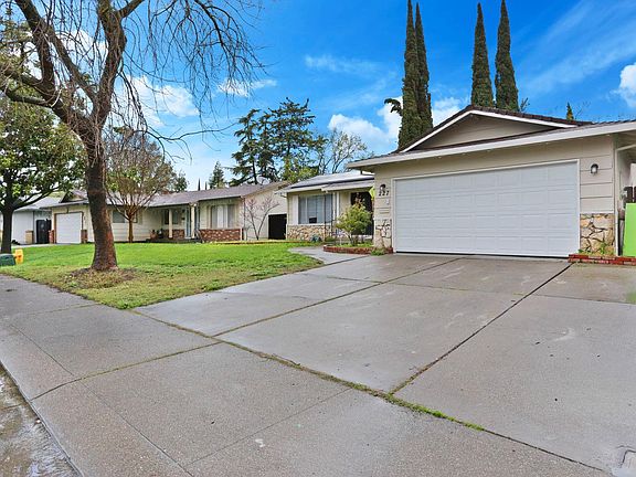 4th image of 227 Bernice Ave