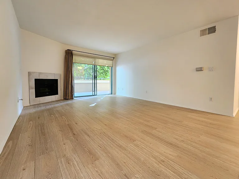 1444 S. Saltair — Photo 21