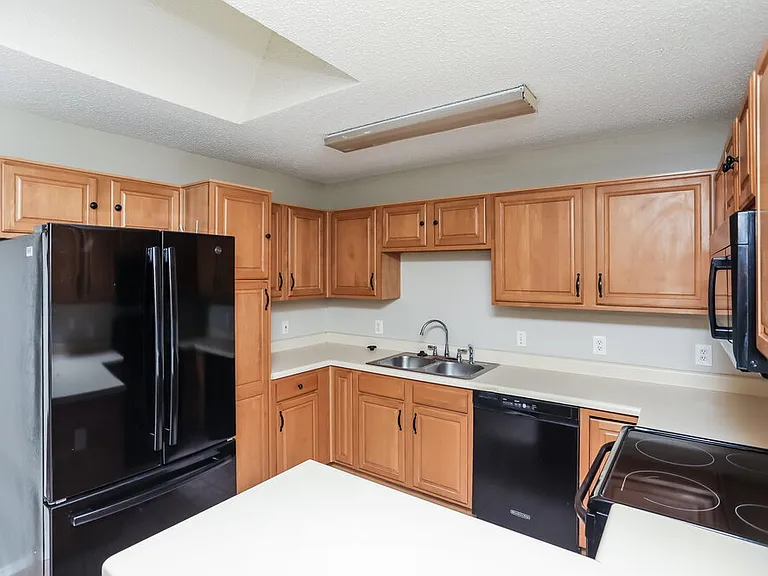 4220 Fernleaf Dr — Photo 8