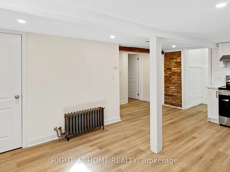 477 Montrave Ave #1 — Photo 9