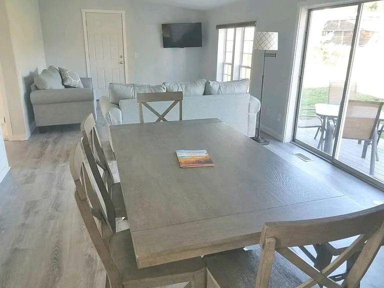 10830 S Orchard Way — Photo 3