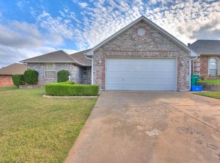 1004 SW 127th Pl, Oklahoma City, OK 73170