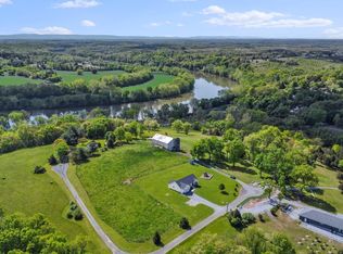 501 Cunningham Dr, Falling Waters, WV 25419