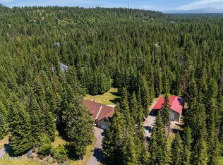 25400 N Lantern Hill Rd, Rathdrum, ID 83858