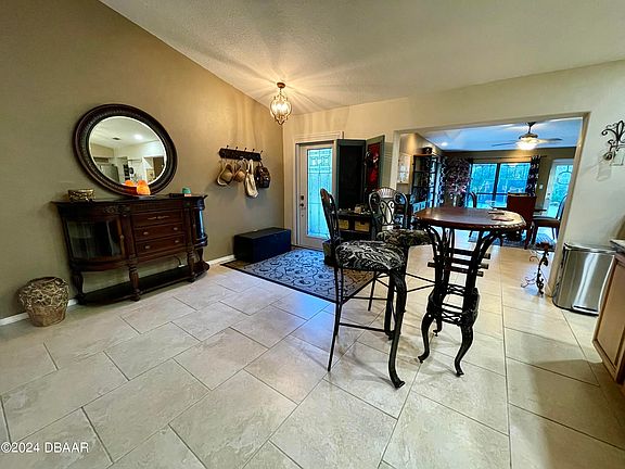 4th image of 3636 Conifer Ln