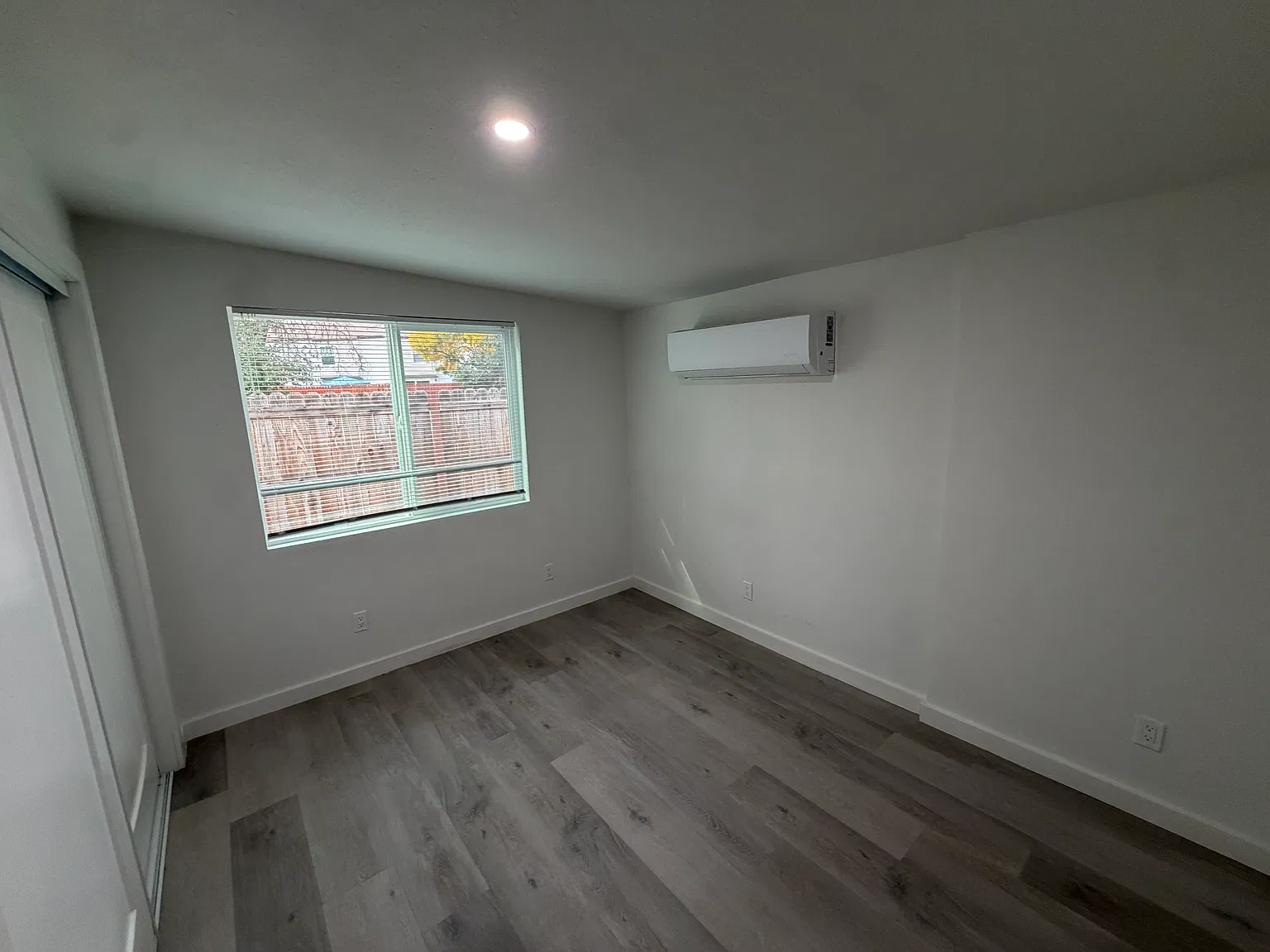 1 bed, 860 sqft, $2,100 — Photo 4