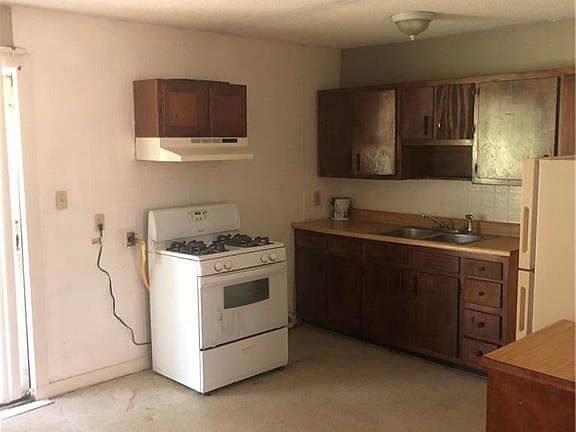 4th image of 11316 Marsh Ave