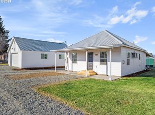 730 5th St, North Powder, OR 97867