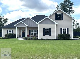 88 Caleb Cir, Jesup, GA 31545