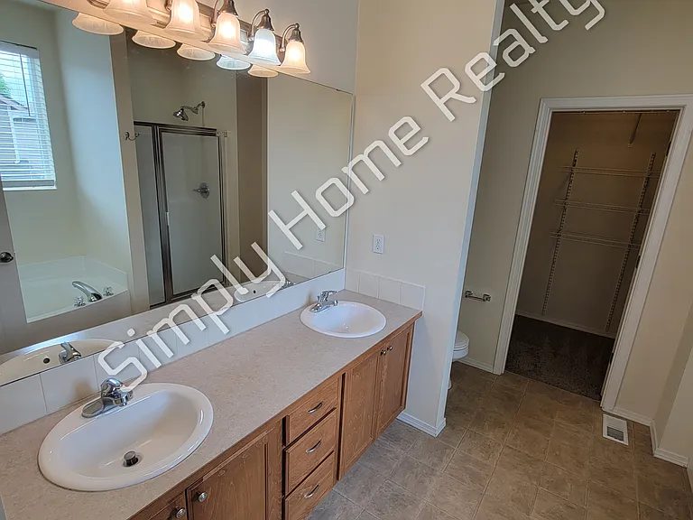 5235 55th Ave SE — Photo 18