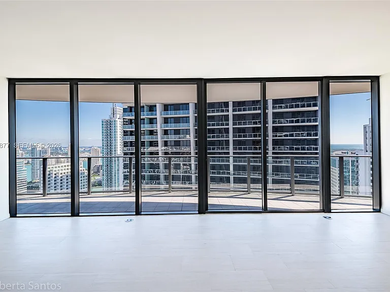 1000 Brickell Plz #4509 — Photo 42