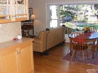 4040 90th Ave SE, Mercer Island, WA 98040