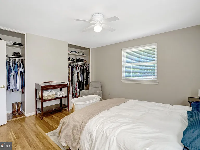 8527 Parliament Dr — Photo 34