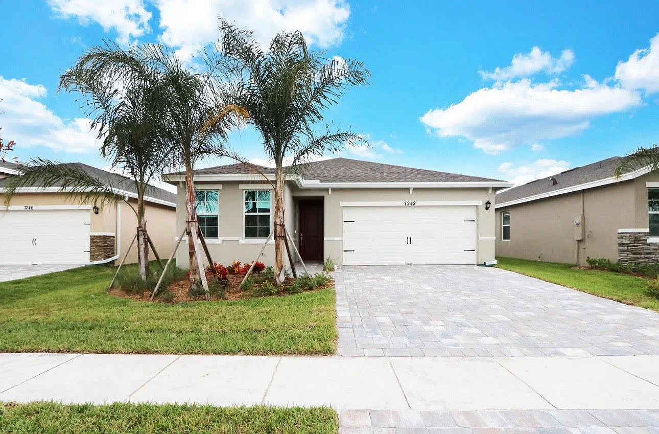 4 bed, 2.0 bath, 1730 sqft, $3,700 — Photo 1