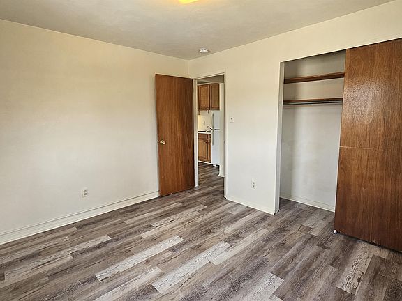 3rd image of 3425 Gamble Ave APT 7