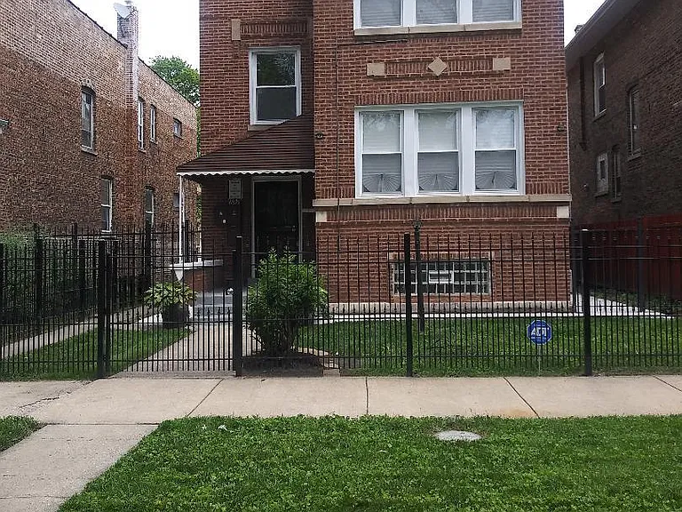 6821 S Dante Ave #2 — Photo 1